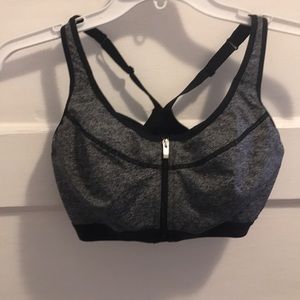 Gray VSx sports bra